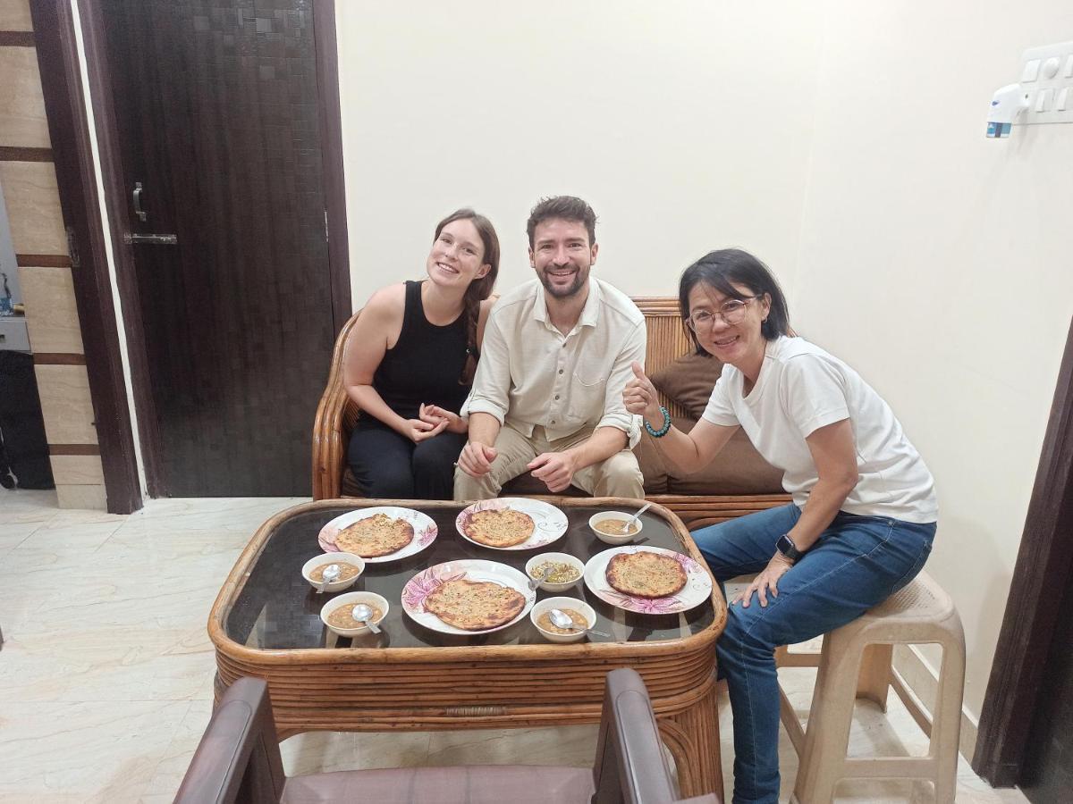 4N Homestay- Golden Temple View アムリトサル エクステリア 写真